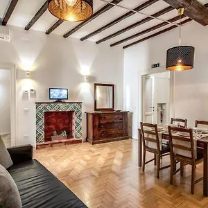 Casa Magiuli' Navona Apartment Rome